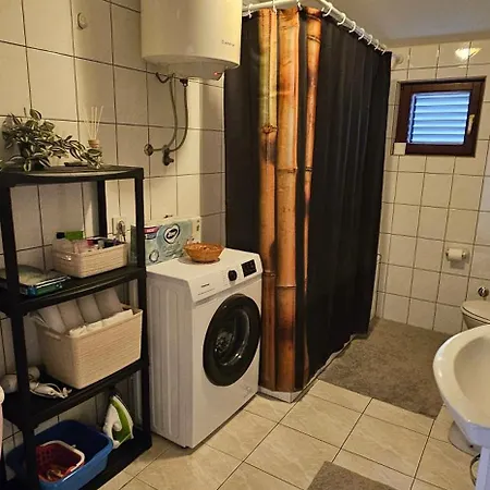 Pida , S 1 Spavacom Sobom Apartman