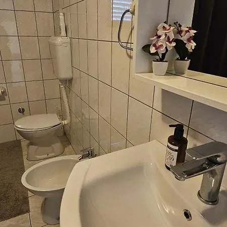 Apartment Pida , S 1 Spavacom Sobom