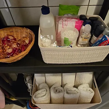 Pida , S 1 Spavacom Sobom *