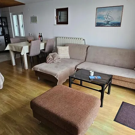 Apartman Pida , S 1 Spavacom Sobom