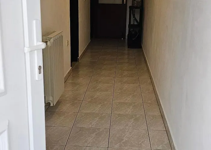 Pida , S 1 Spavacom Sobom * Primošten